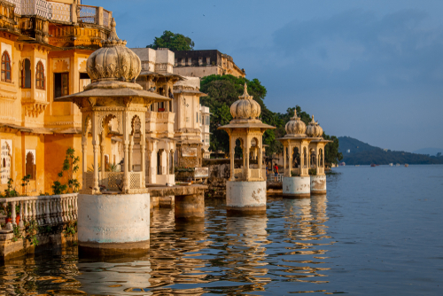 
			Jodhpur - Udaipur (ca. 250 km)
			